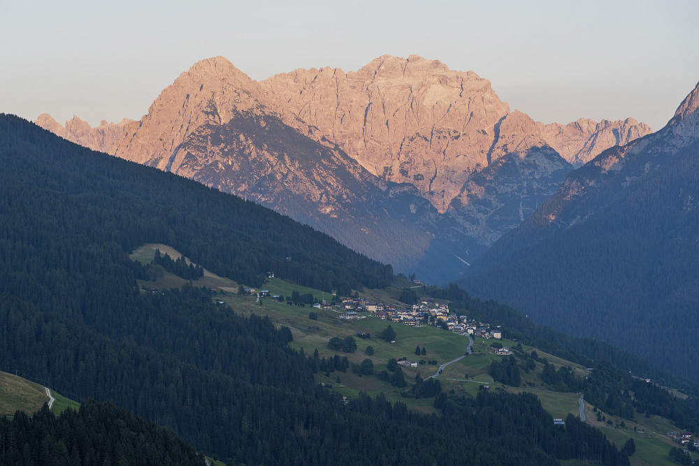 https://www.eifelmomente.de/albums/Urlaub/2018_07_17-26_Alpen/2018_07_19_-_191_Candide_DNG_bearb.jpg